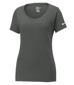 NIKE Dri-FIT COTTON/POLY SCOOP NECK LADIES' TEE NKBQ5234